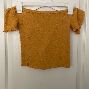 Full Tilt off the shoulder ruched crop top.